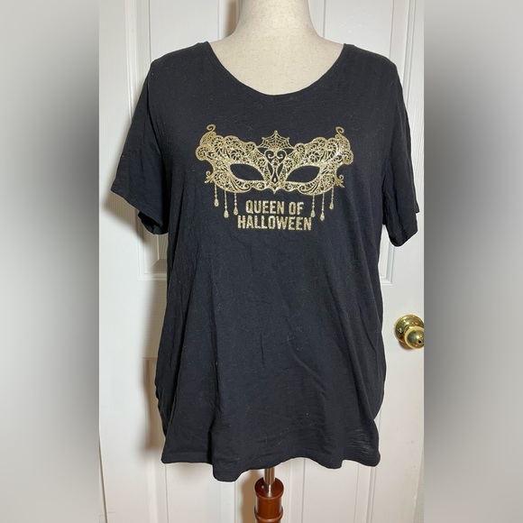 Lane Bryant Tops - Lane Bryant Queen of Halloween Black Graphic Tee Plus Size 18/20